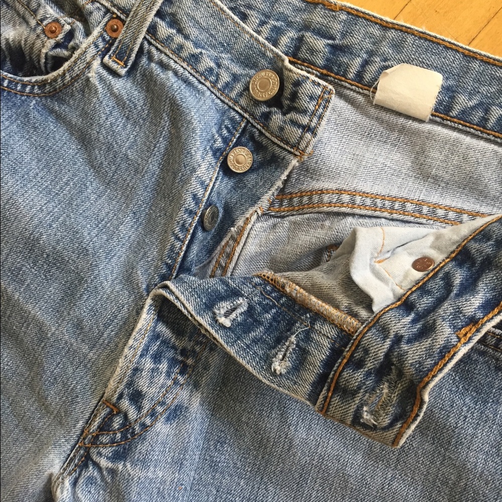 Vintage Levi 501 RED TAG
